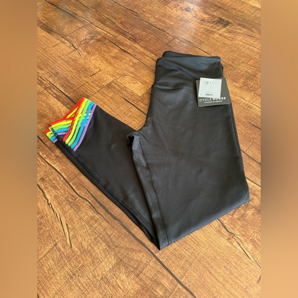 Marika Pants - NWT | Marika Cycle House Capri Leggings |Black, Rainbow | L
